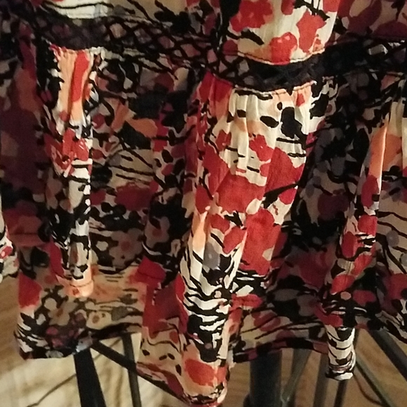 Off Shoulder Top NWT Adorable - Picture 4 of 7